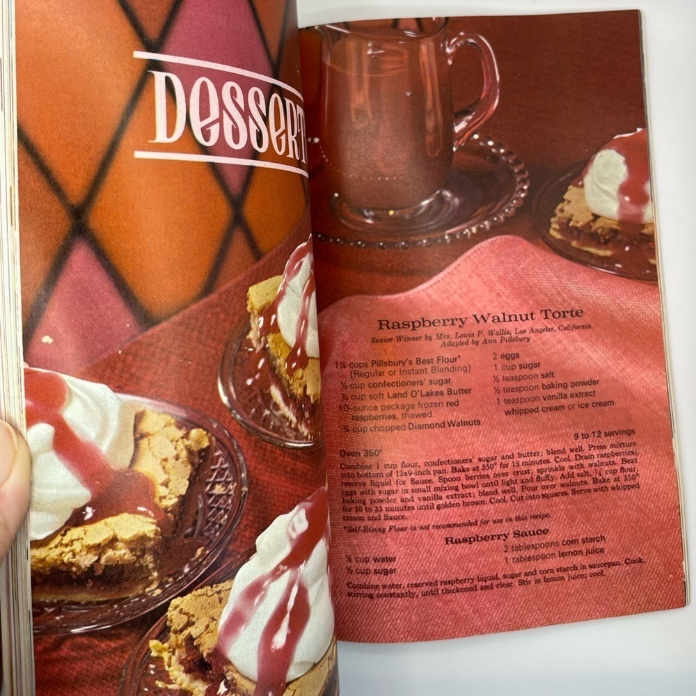 100 New Bake Off Recipes Vintage Grand National Pillsbury 1965 USA Winners - Picture 6 of 12